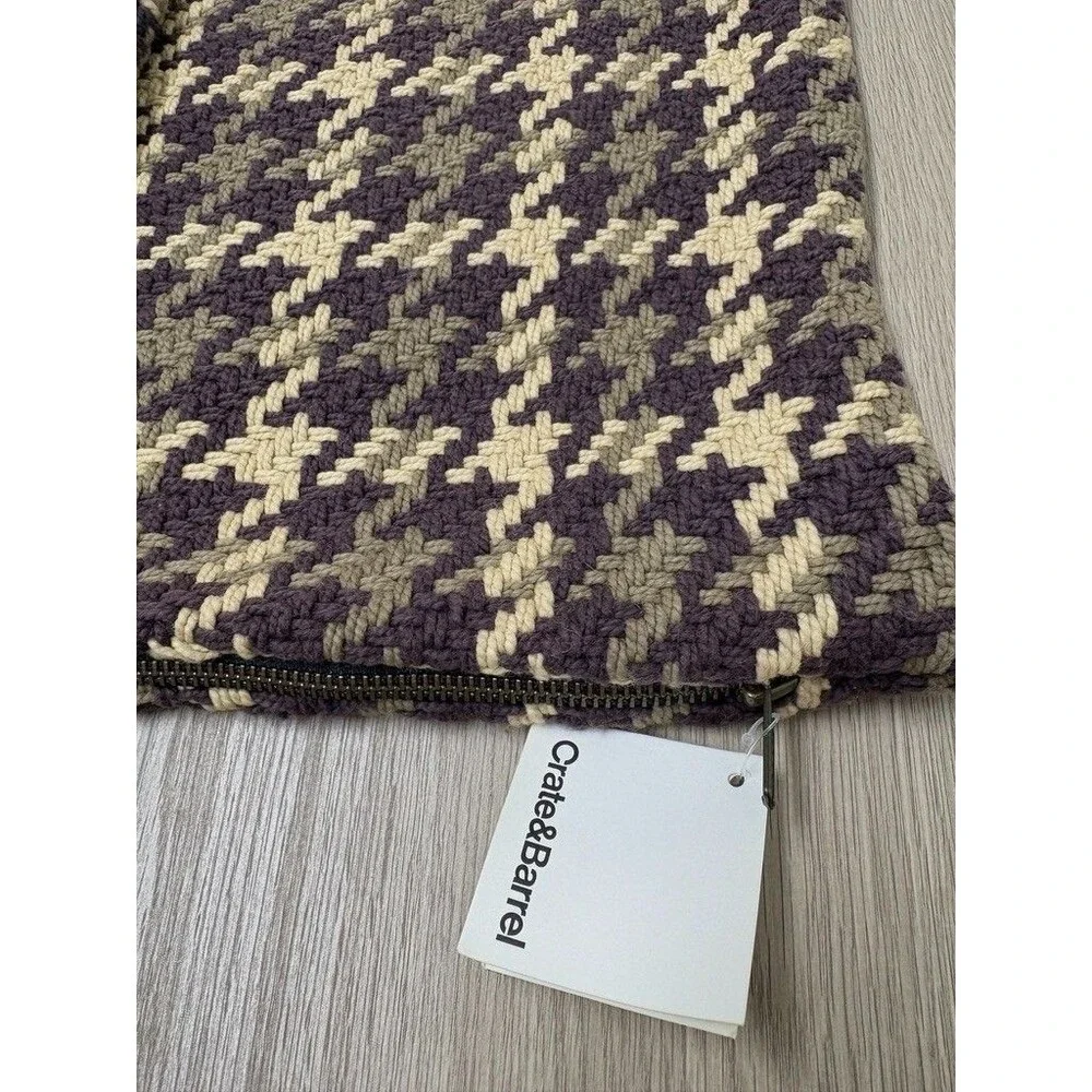 Crate & Barrel Seville Pillow Covers 18x18 Houndstooth Cotton Set of 2 NWT